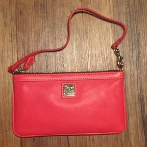 NEW Dooney & Bourke clutch/wristlet